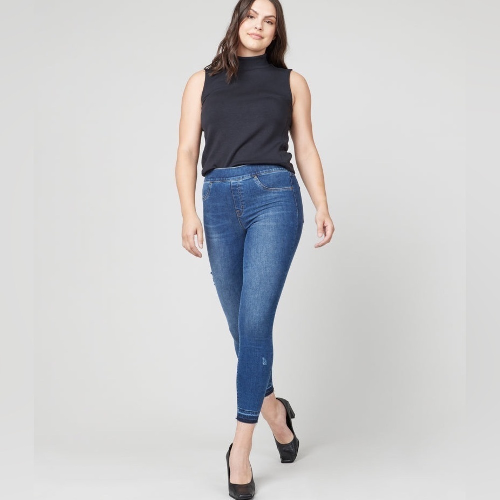 SPANX Ankle Skinny Jeans, Medium Wash NWT